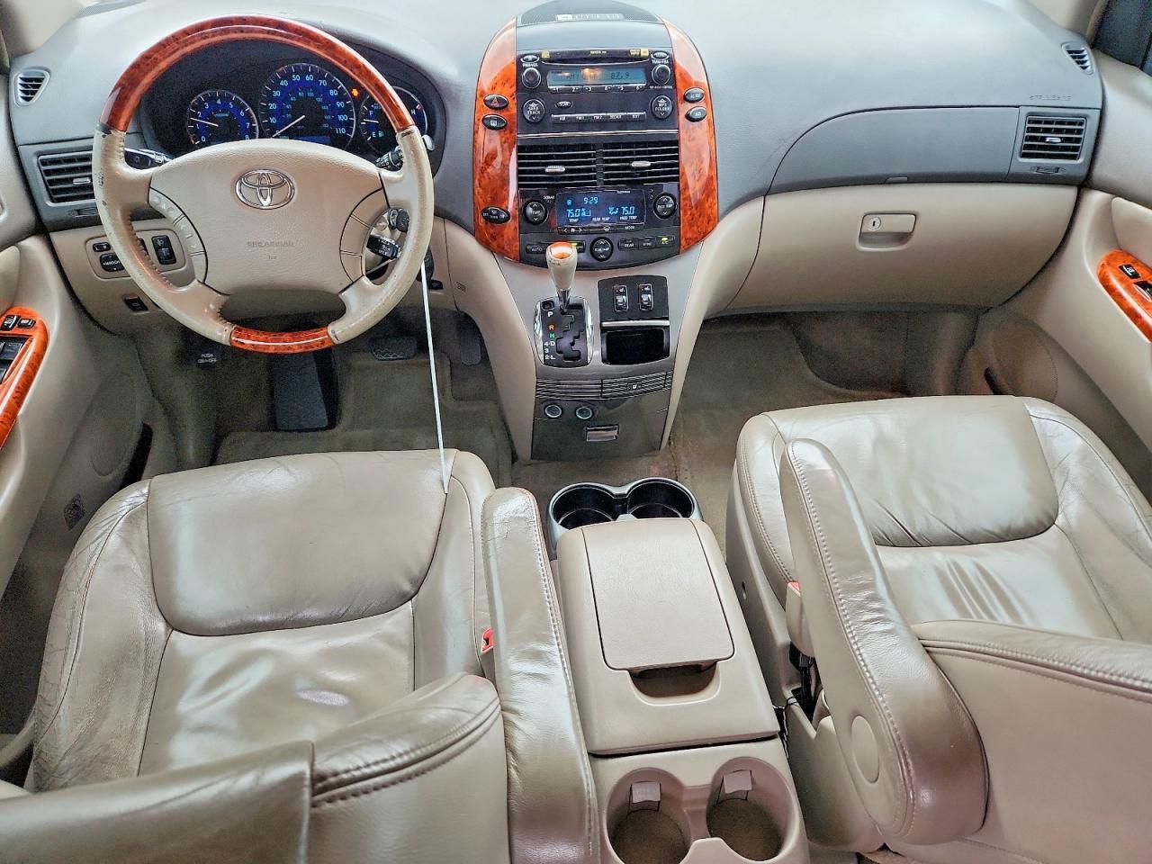 2006 TOYOTA SIENNA