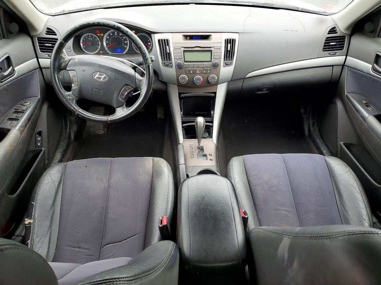 2010 HYUNDAI SONATA