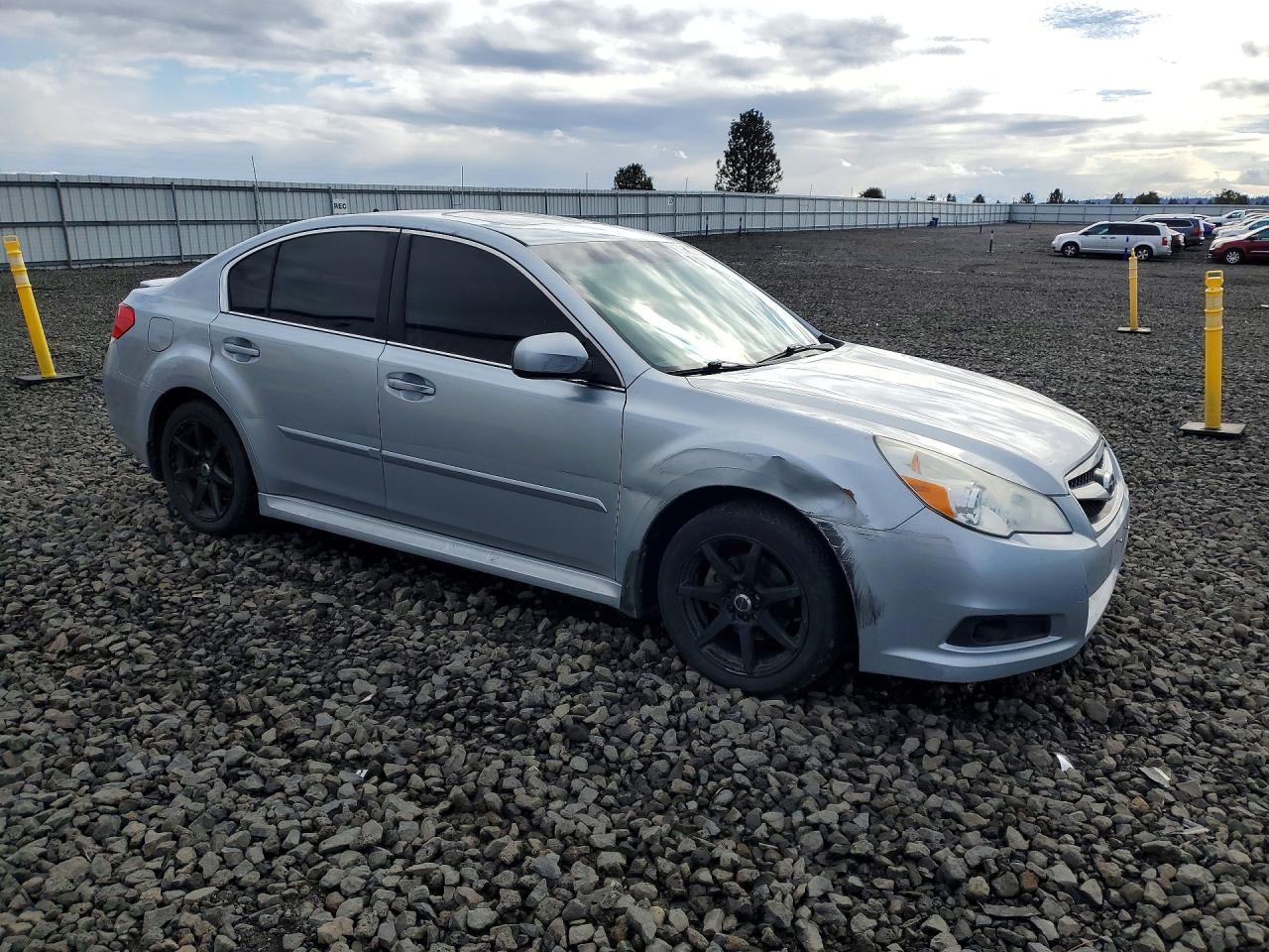 2012 SUBARU Legacy