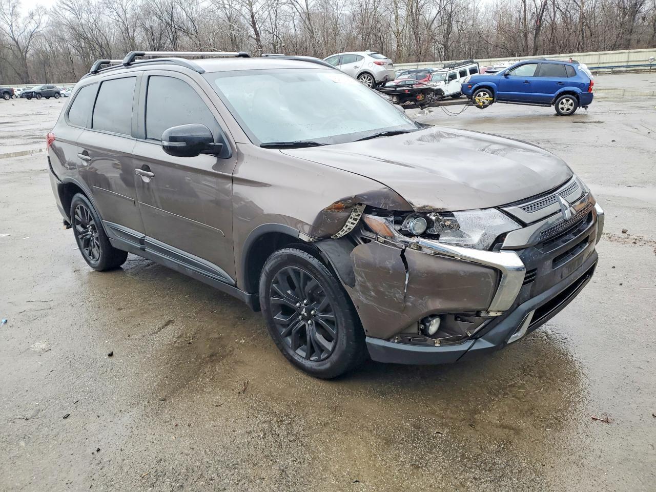 2019 MITSUBISHI outlander