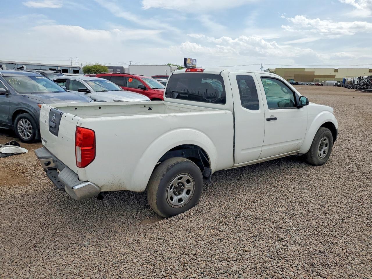 2014 NISSAN Frontier