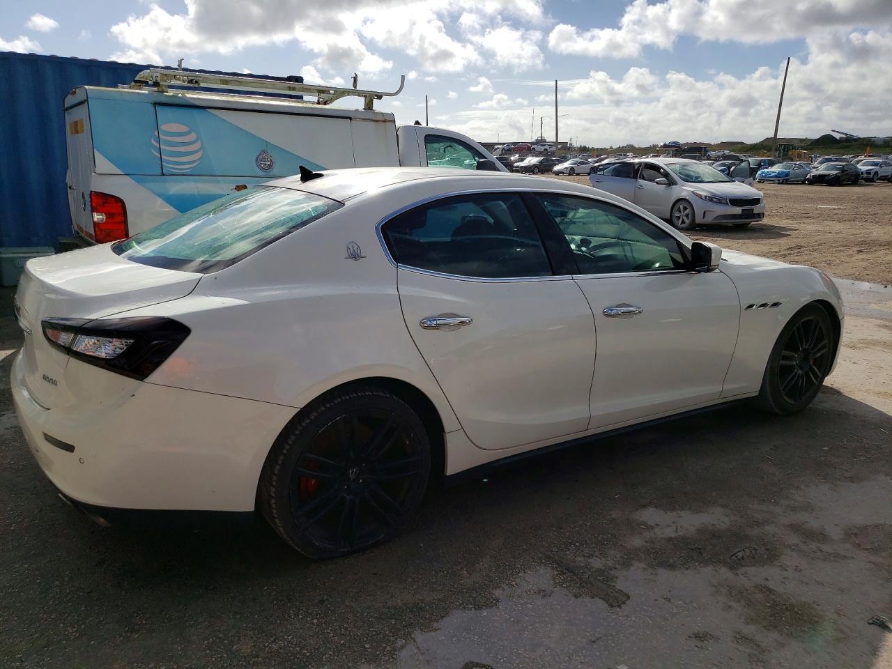 2014 MASERATI Ghibli