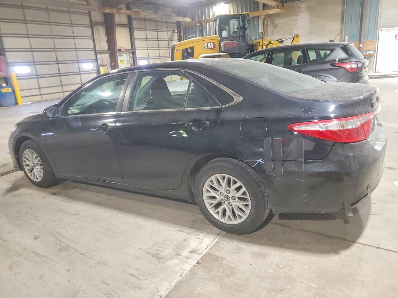 2016 TOYOTA CAMRY