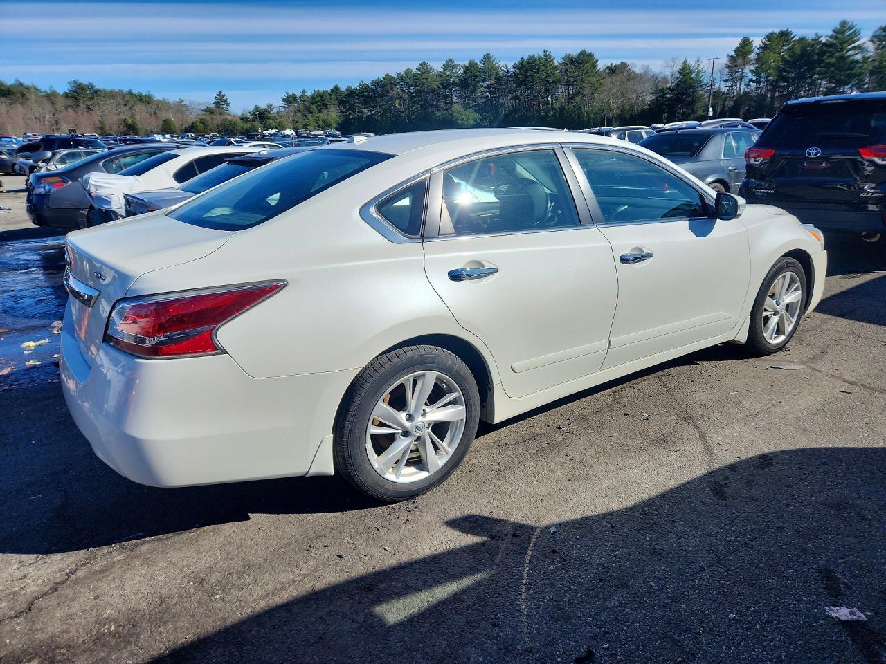 2015 NISSAN ALTIMA
