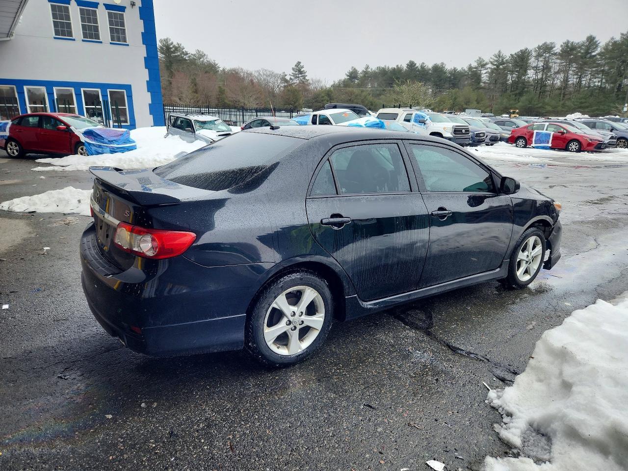 2012 TOYOTA COROLLA