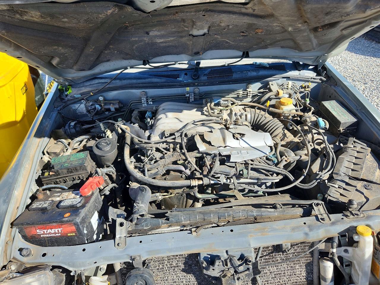 2001 INFINITI QX4
