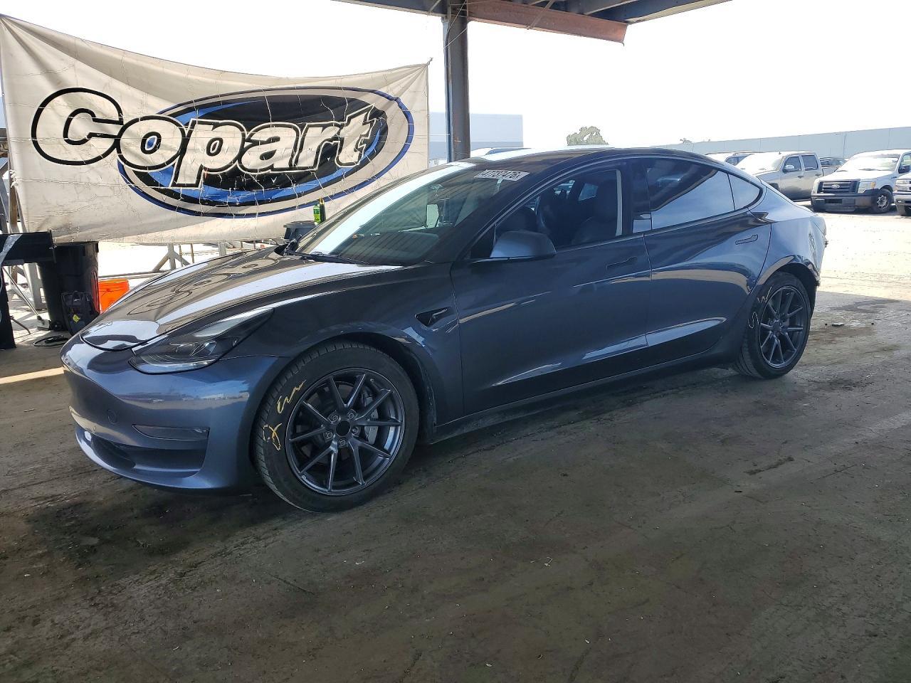 2021 TESLA MODEL 3