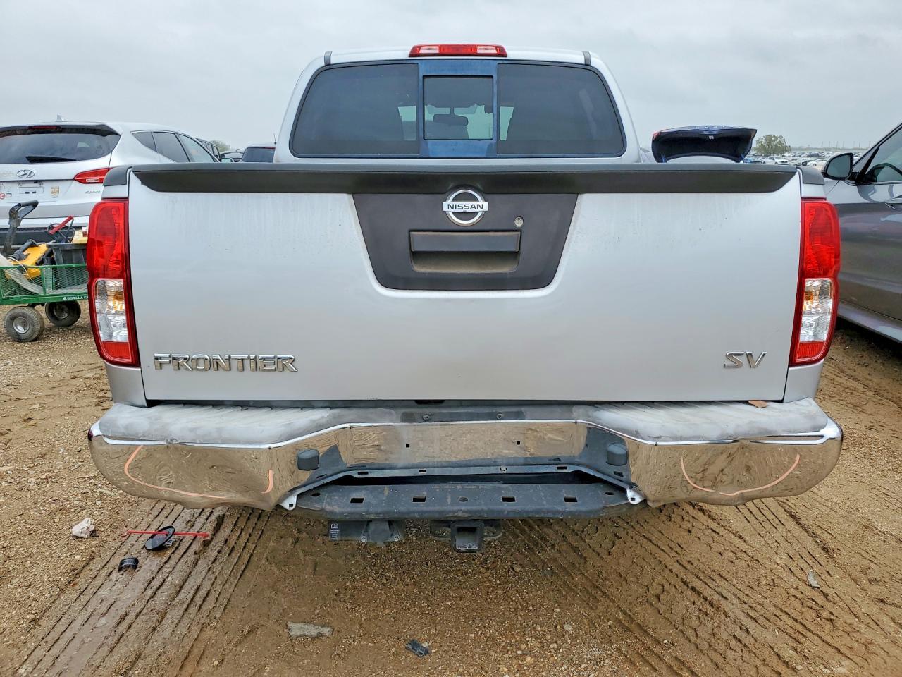 2016 NISSAN Frontier