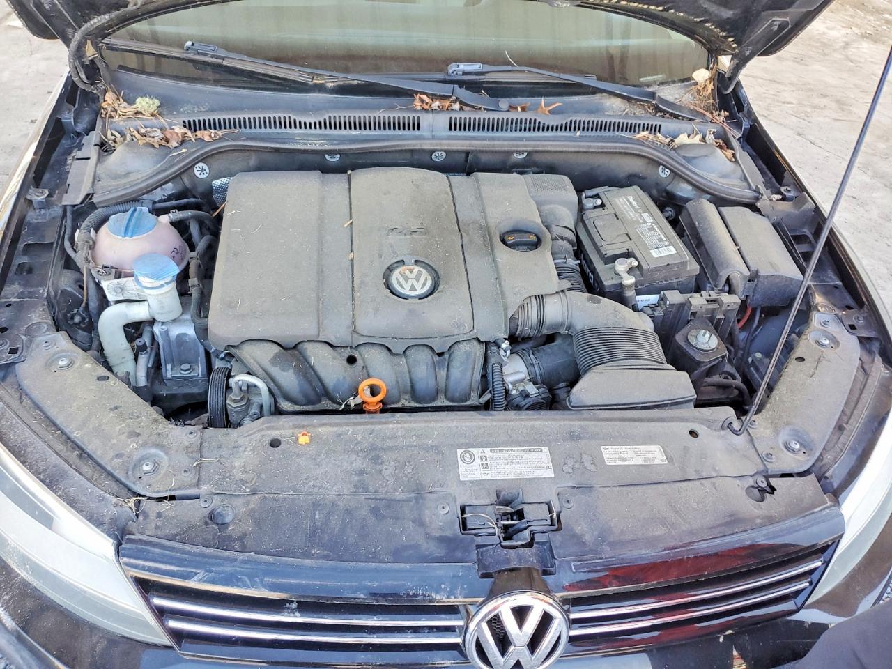 2013 VOLKSWAGEN JETTA