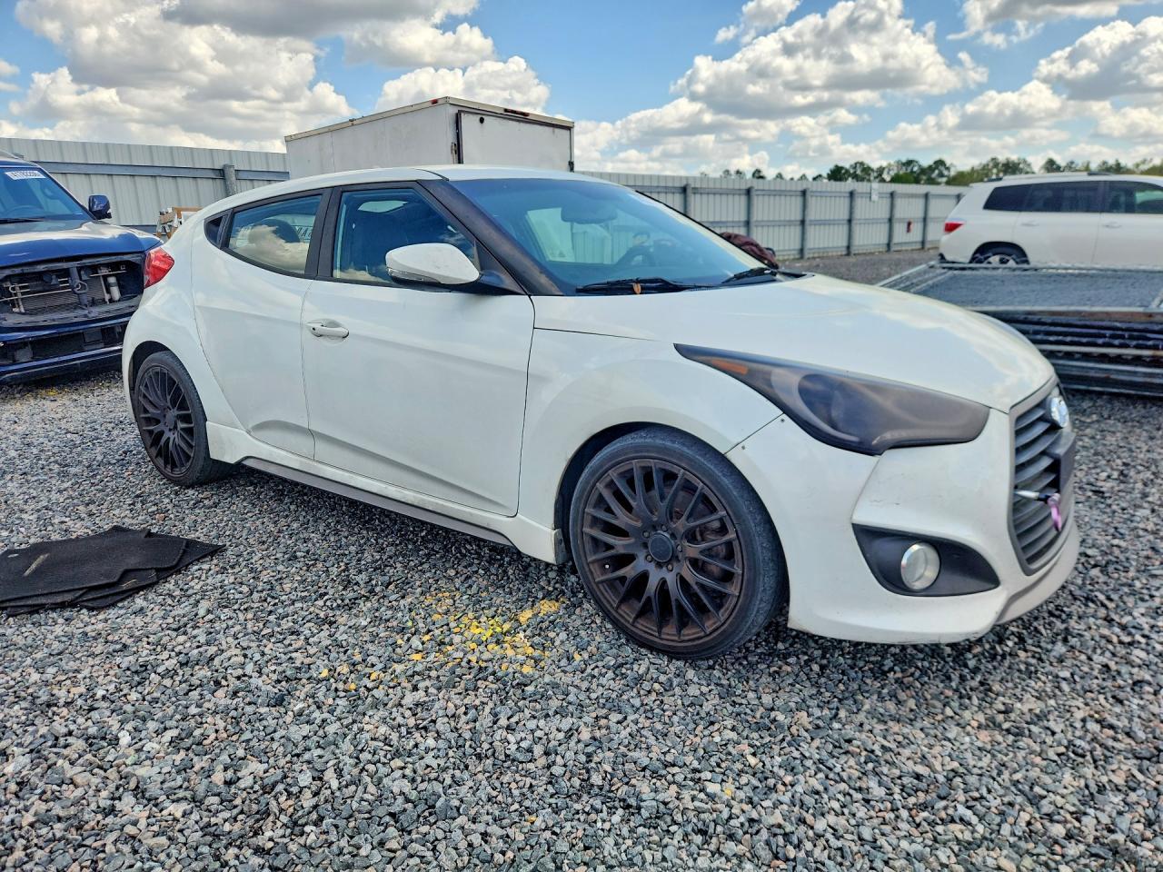 2016 HYUNDAI VELOSTER