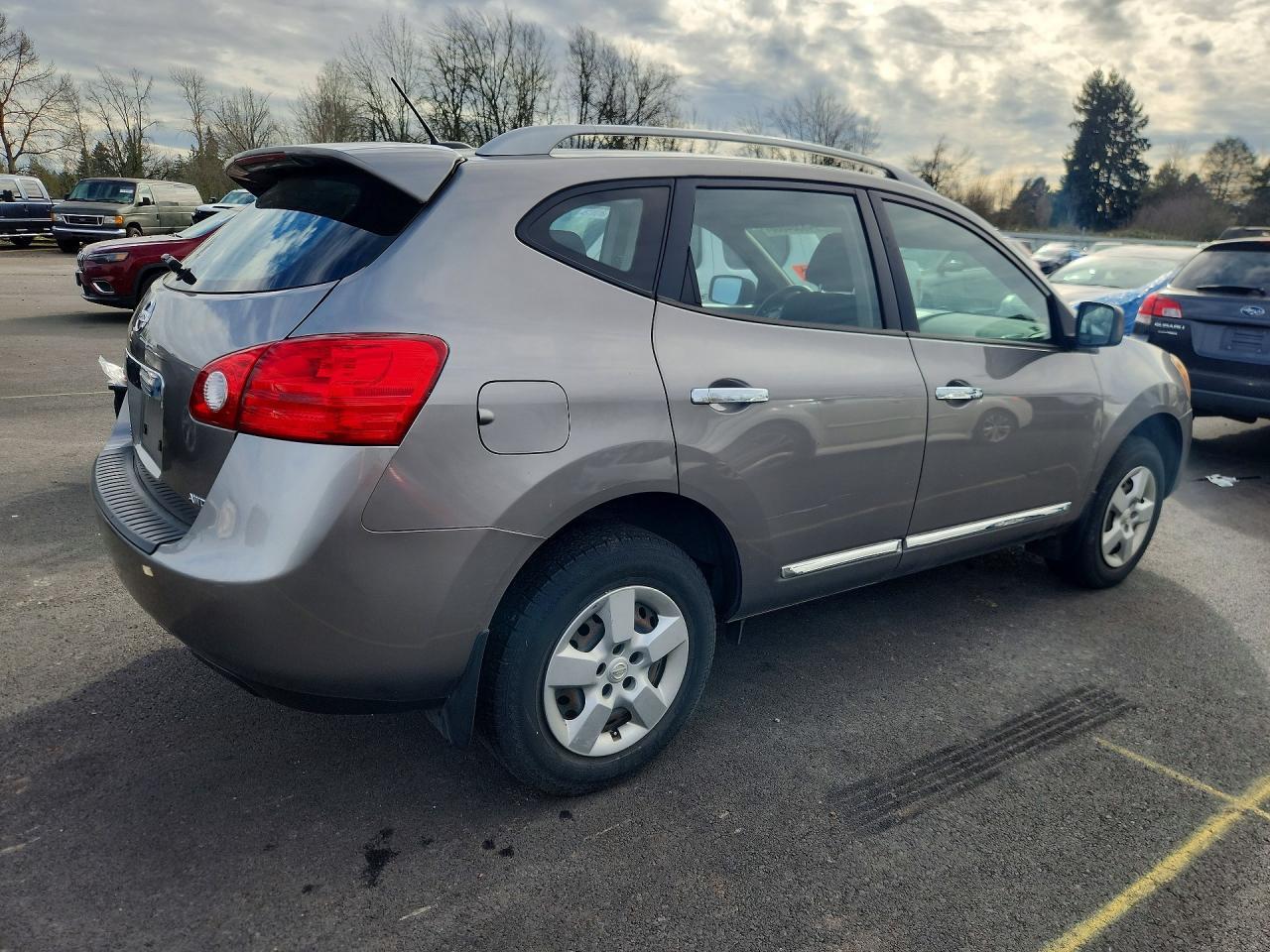2014 NISSAN ROGUE