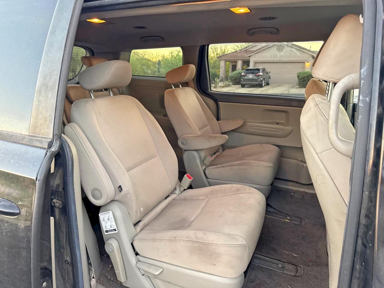 2015 KIA SEDONA