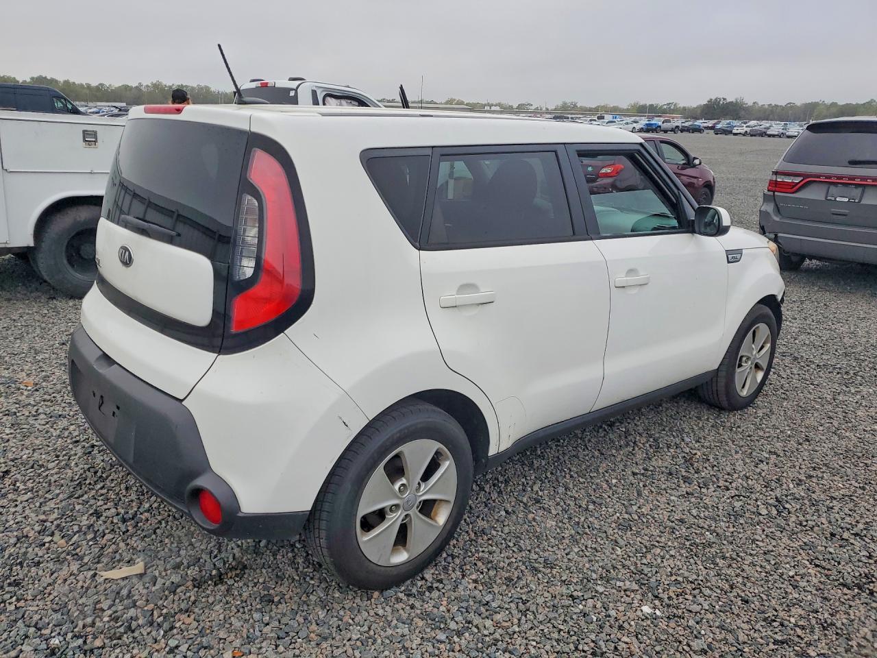 2015 KIA SOUL