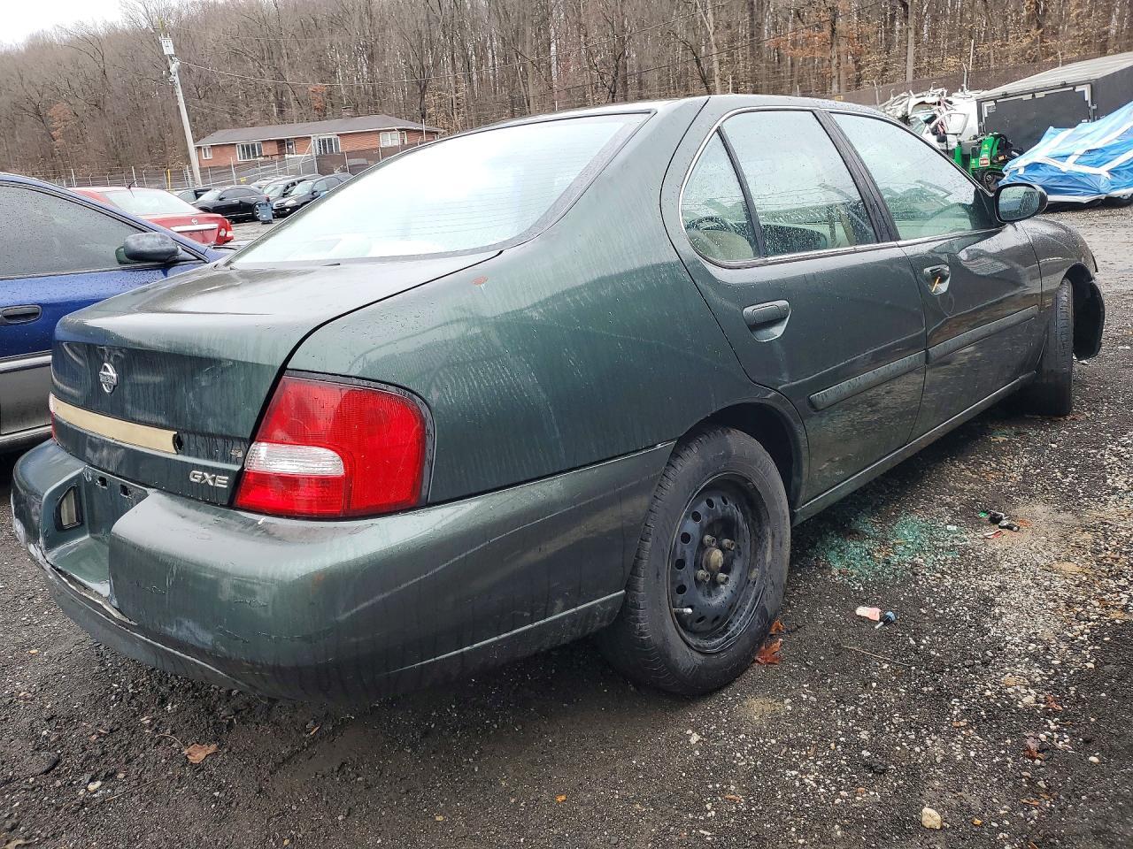 2001 NISSAN ALTIMA