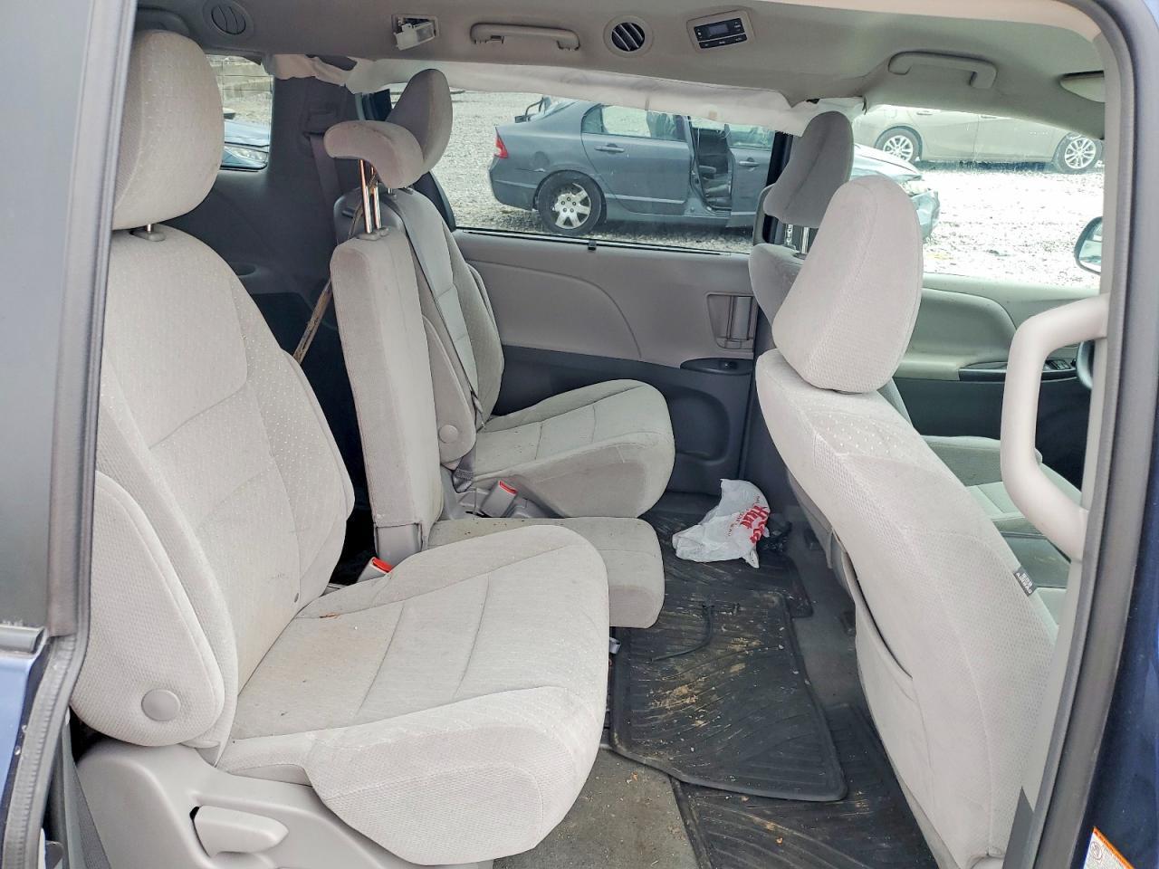 2018 TOYOTA SIENNA