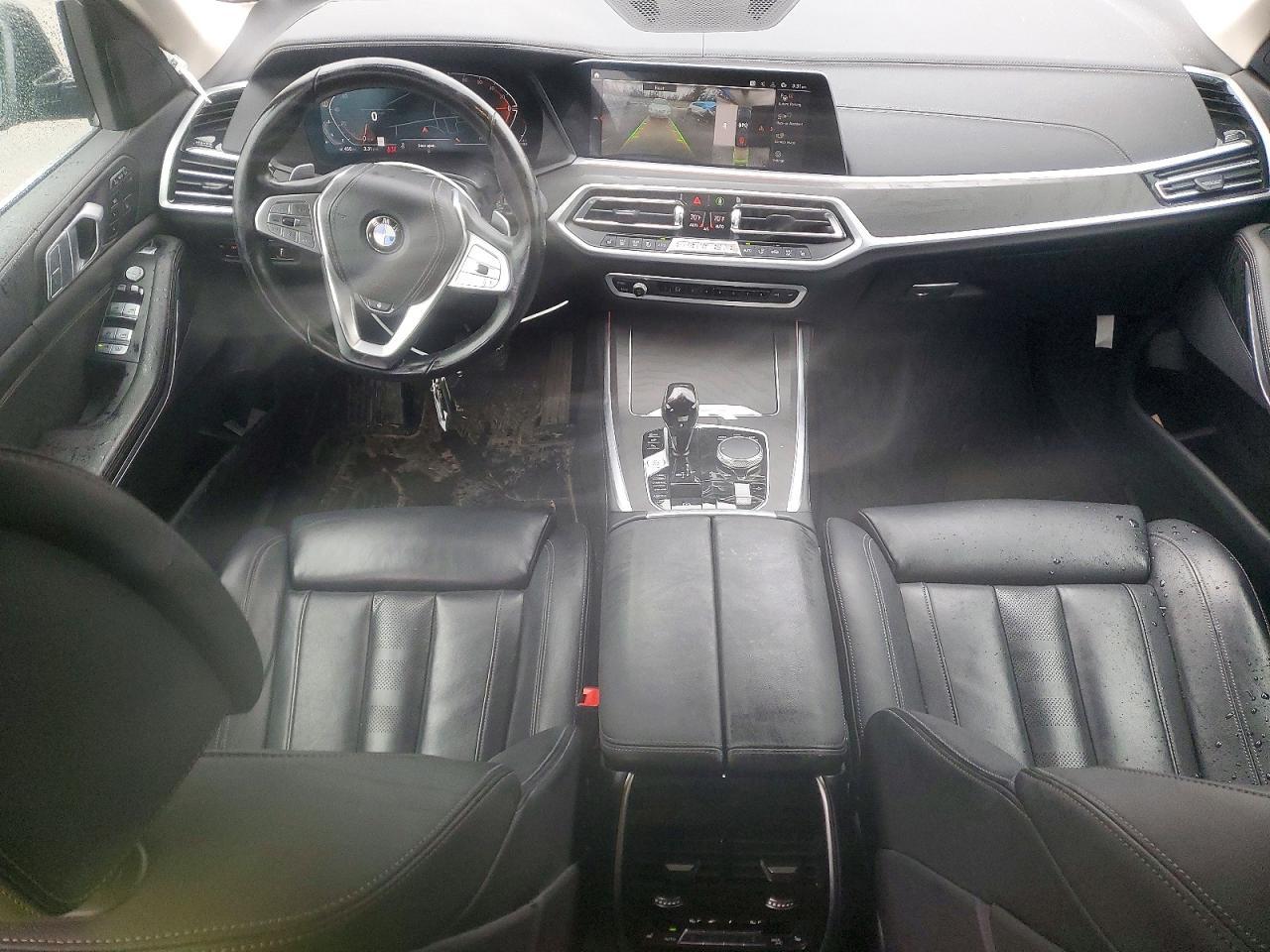 2022 BMW X7