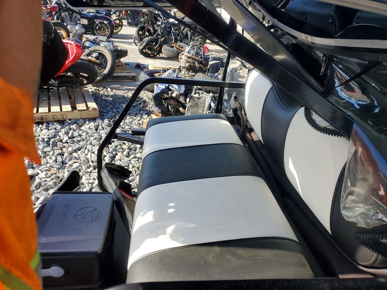 2022 YAMAHA Drive