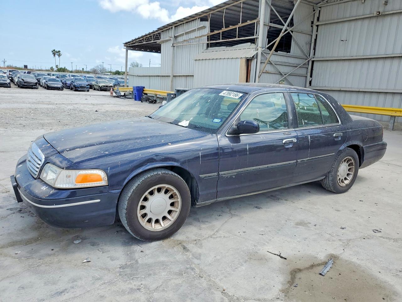 2000 FORD Crown Victoria