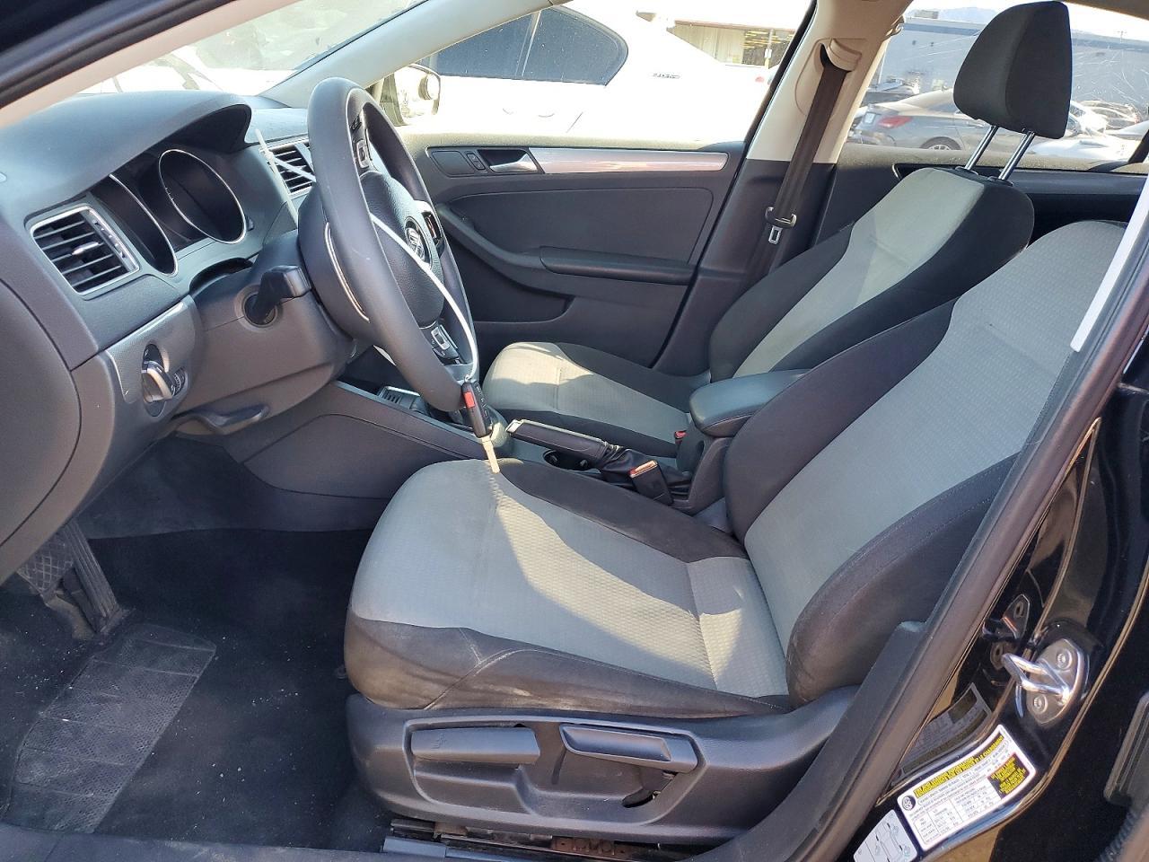 2018 VOLKSWAGEN JETTA