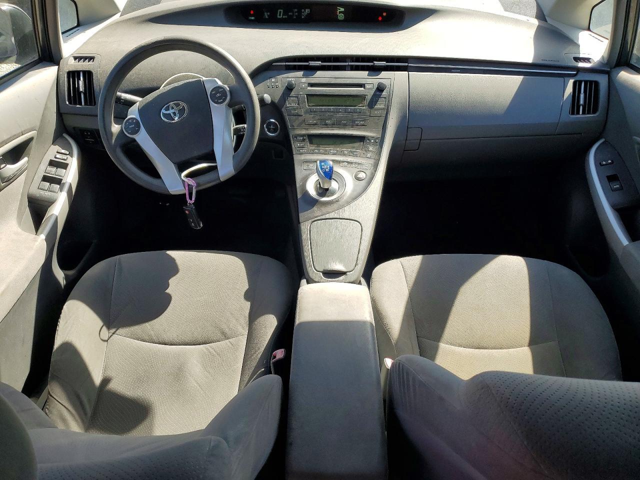 2010 TOYOTA PRIUS