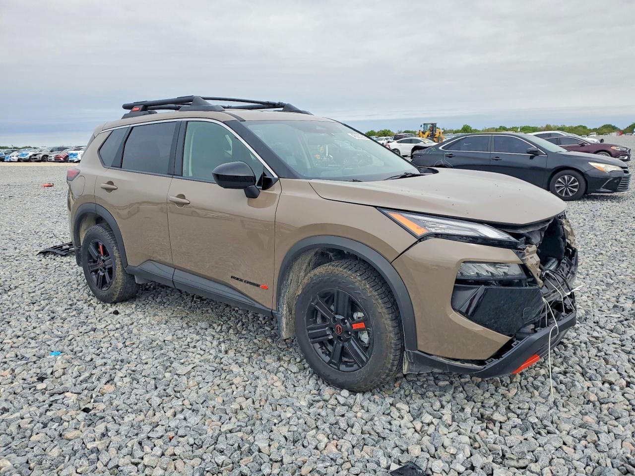 2025 NISSAN ROGUE