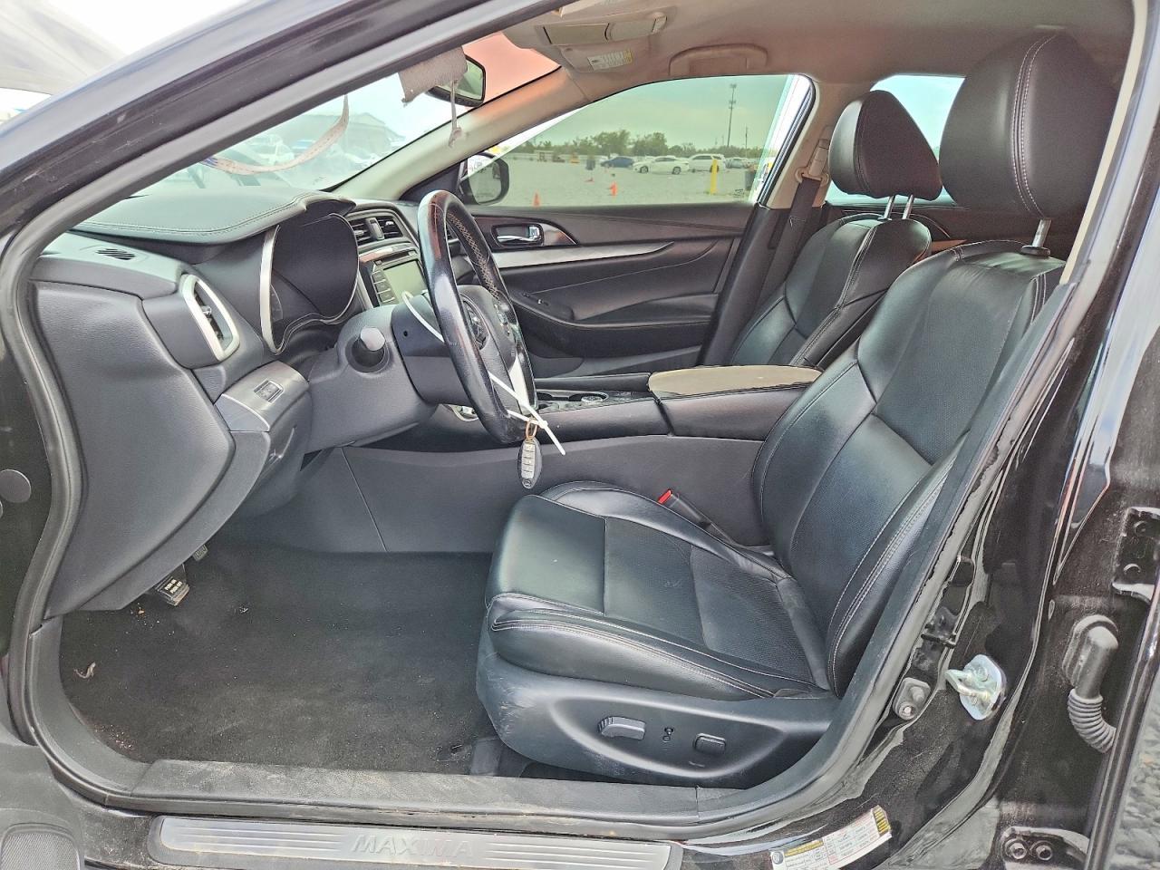 2018 NISSAN Maxima