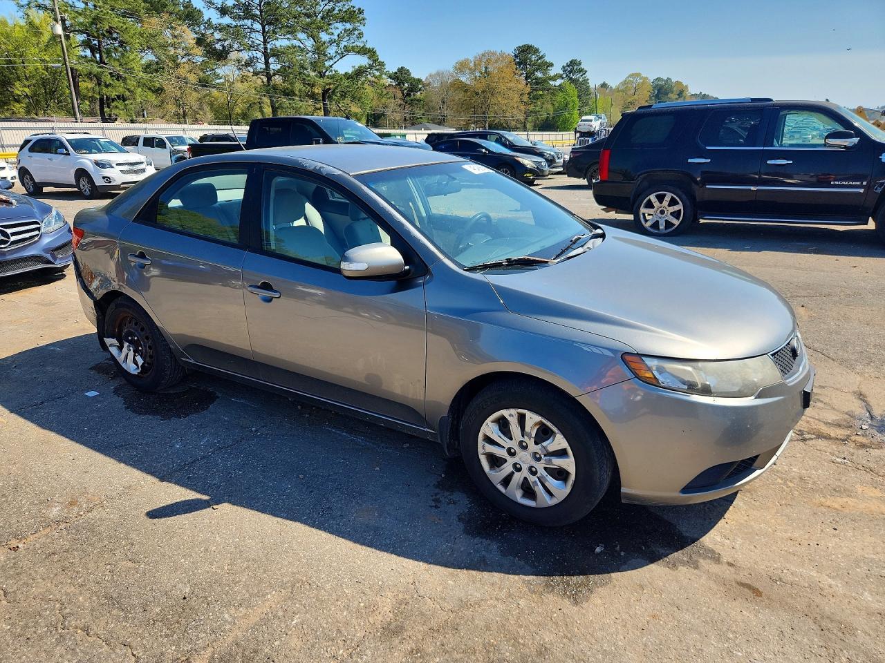 2010 KIA FORTE