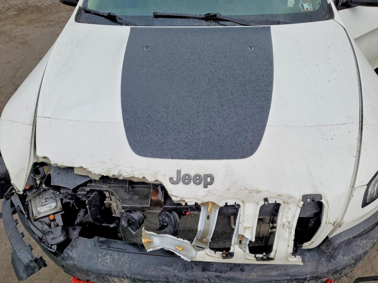 2018 JEEP CHEROKEE