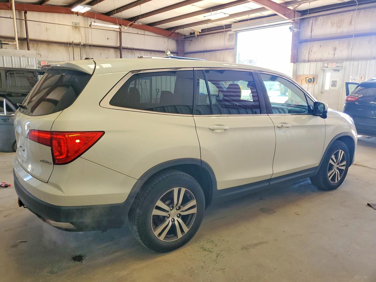 2016 HONDA PILOT
