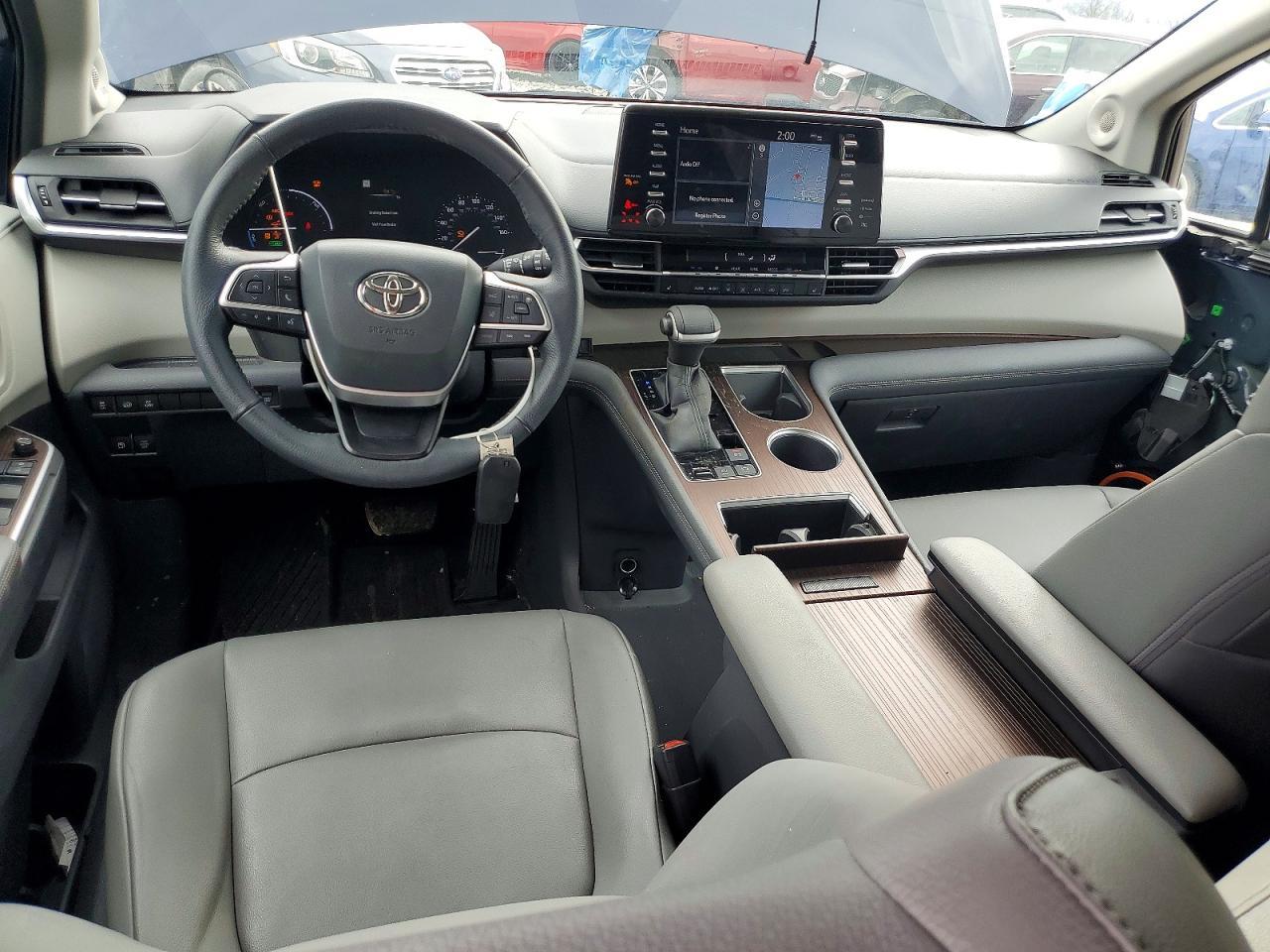 2022 TOYOTA SIENNA