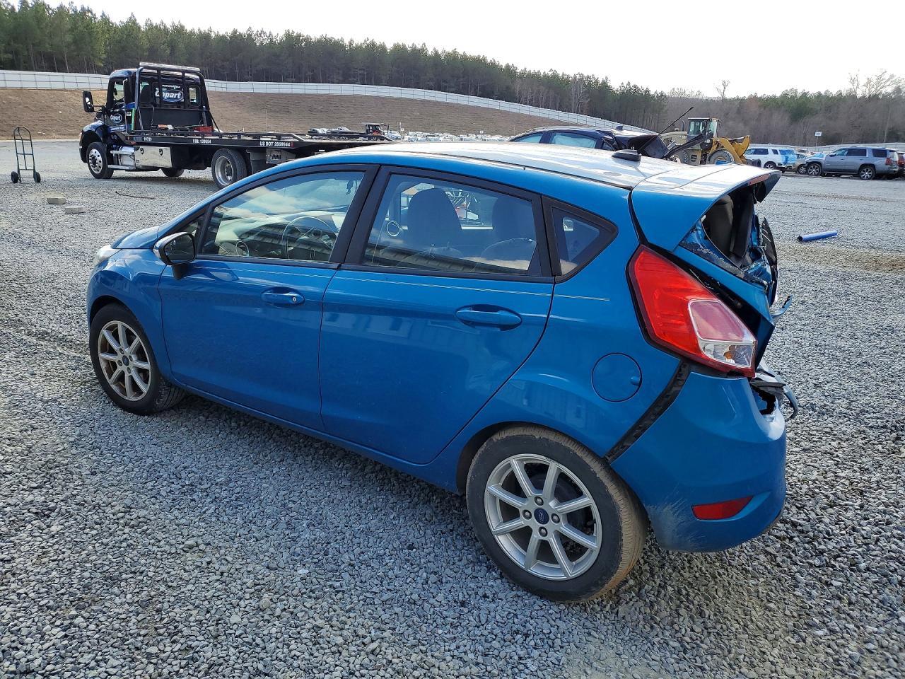 2015 FORD Fiesta
