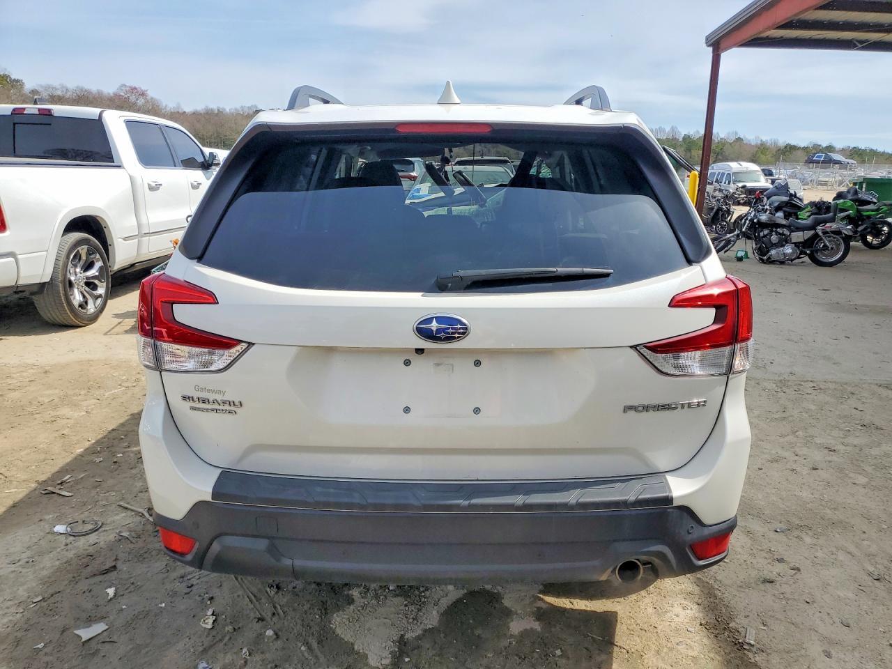 2019 SUBARU FORESTER