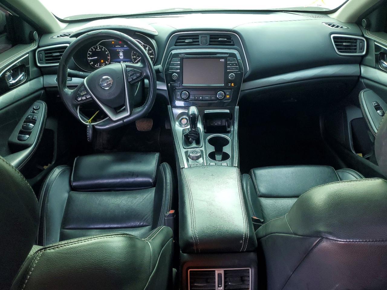 2017 NISSAN Maxima