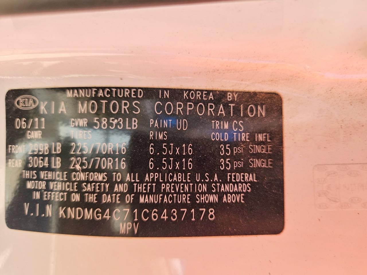 2012 KIA SEDONA