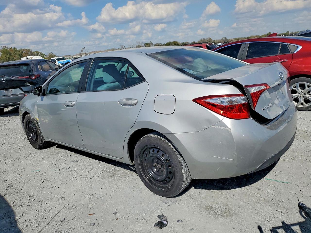 2016 TOYOTA COROLLA