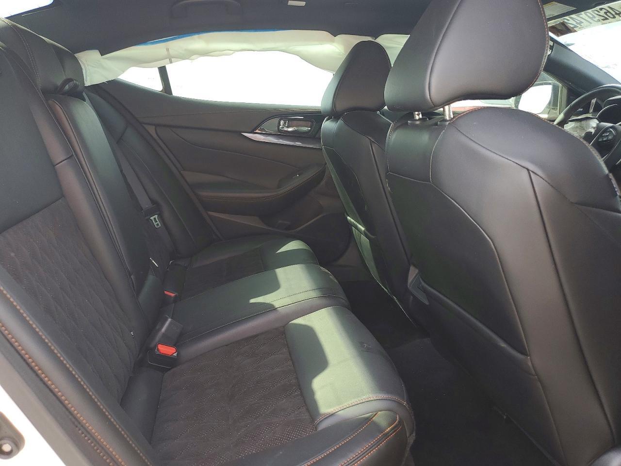 2023 NISSAN Maxima