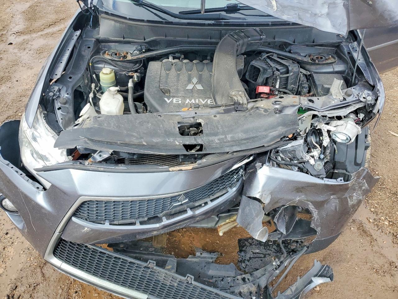 2011 MITSUBISHI outlander
