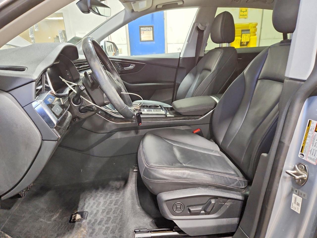 2020 AUDI Q8