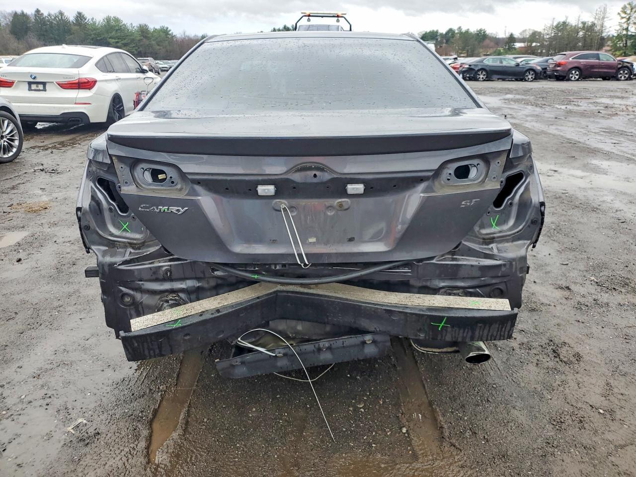 2013 TOYOTA CAMRY