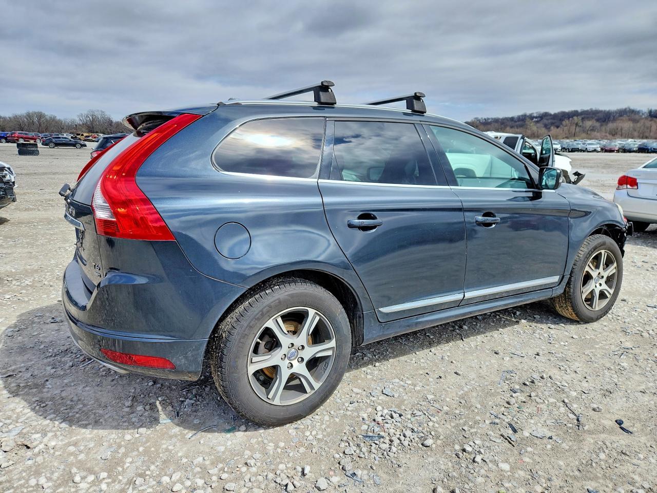 2014 VOLVO XC60