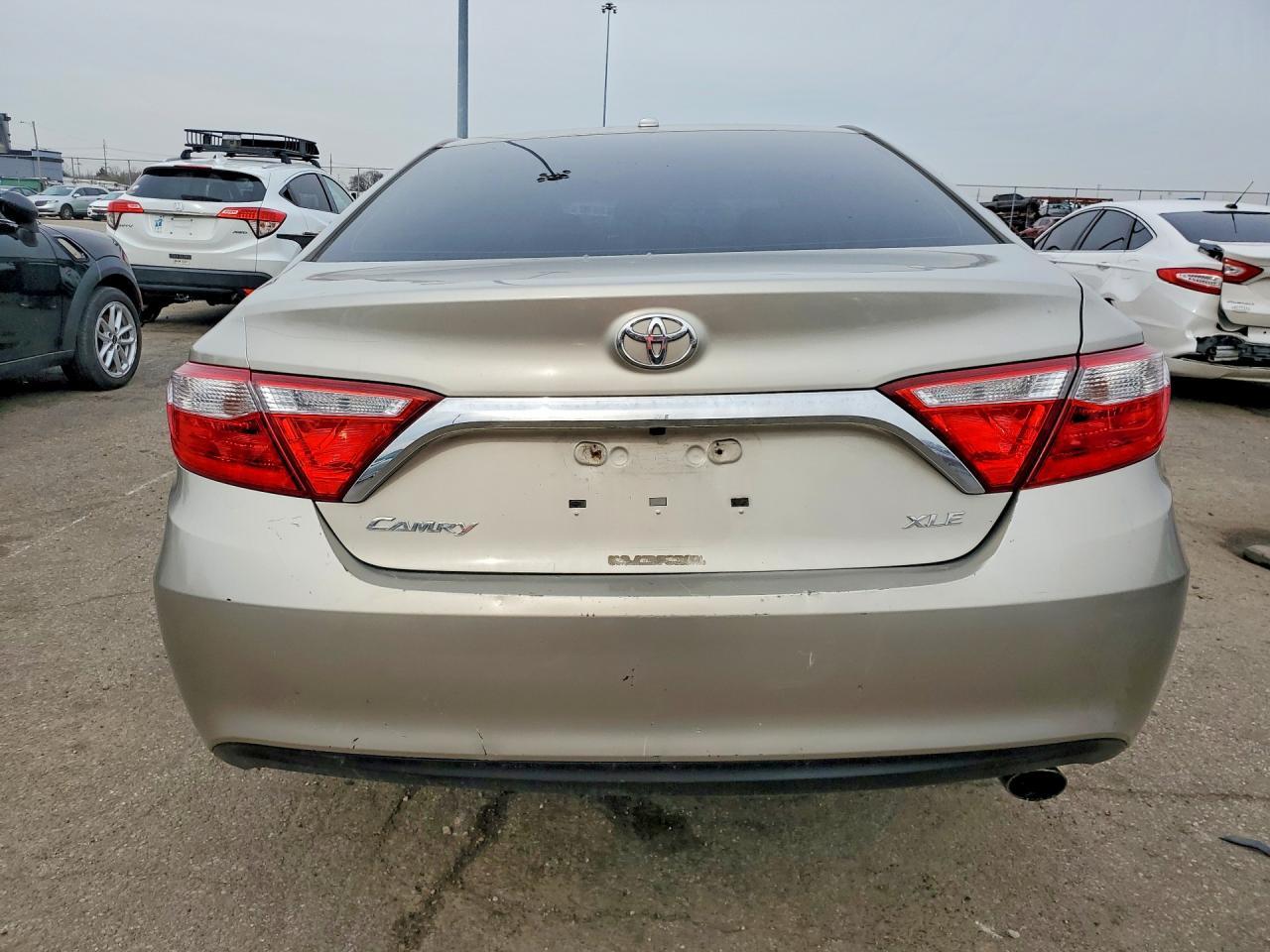 2017 TOYOTA CAMRY