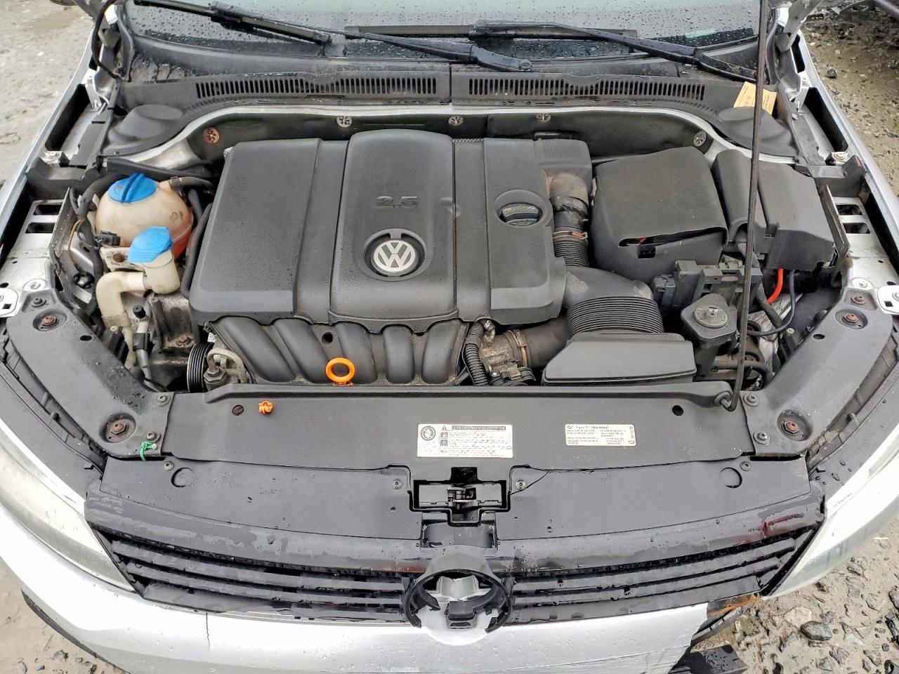 2012 VOLKSWAGEN JETTA