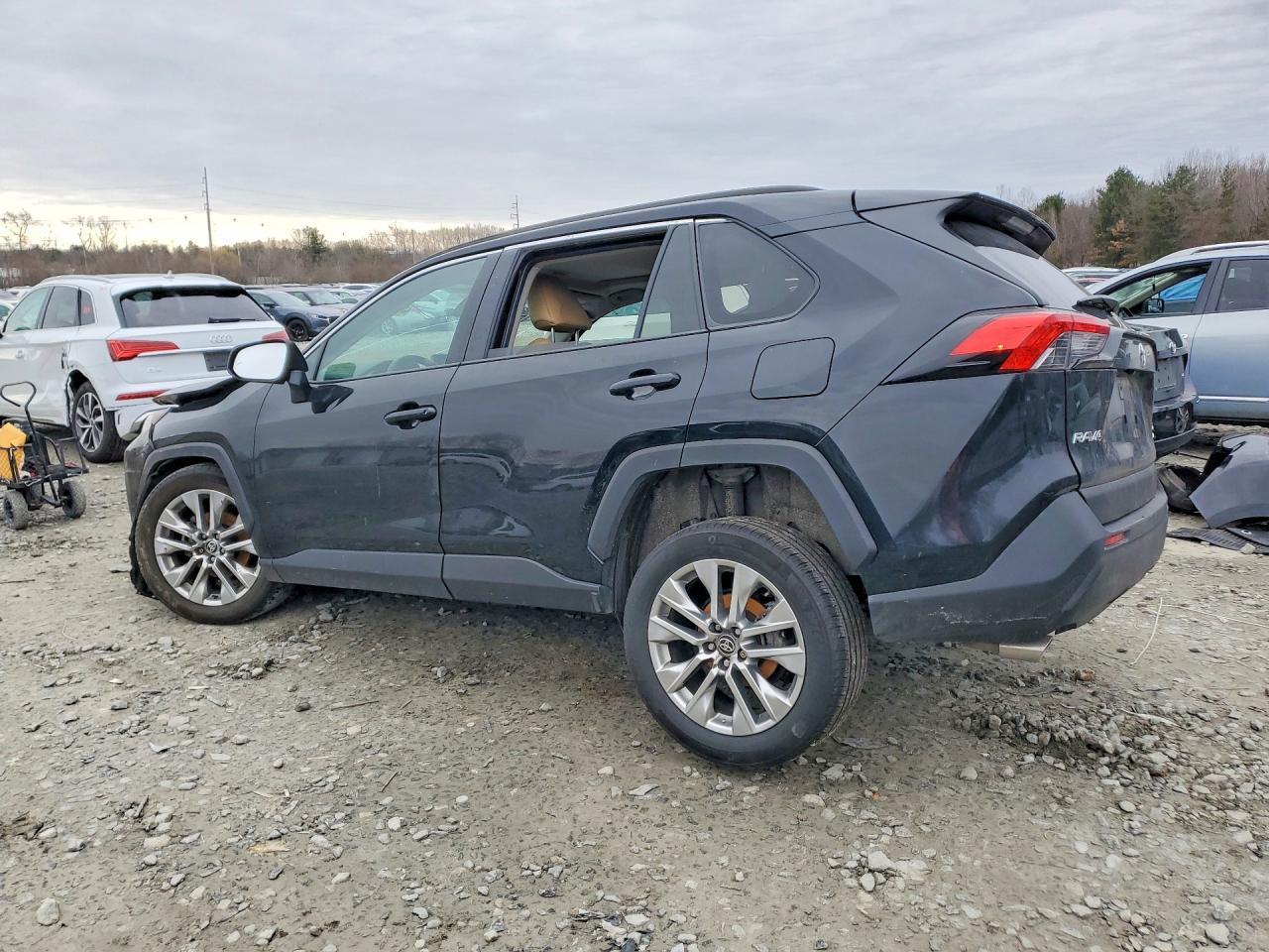 2024 TOYOTA RAV4