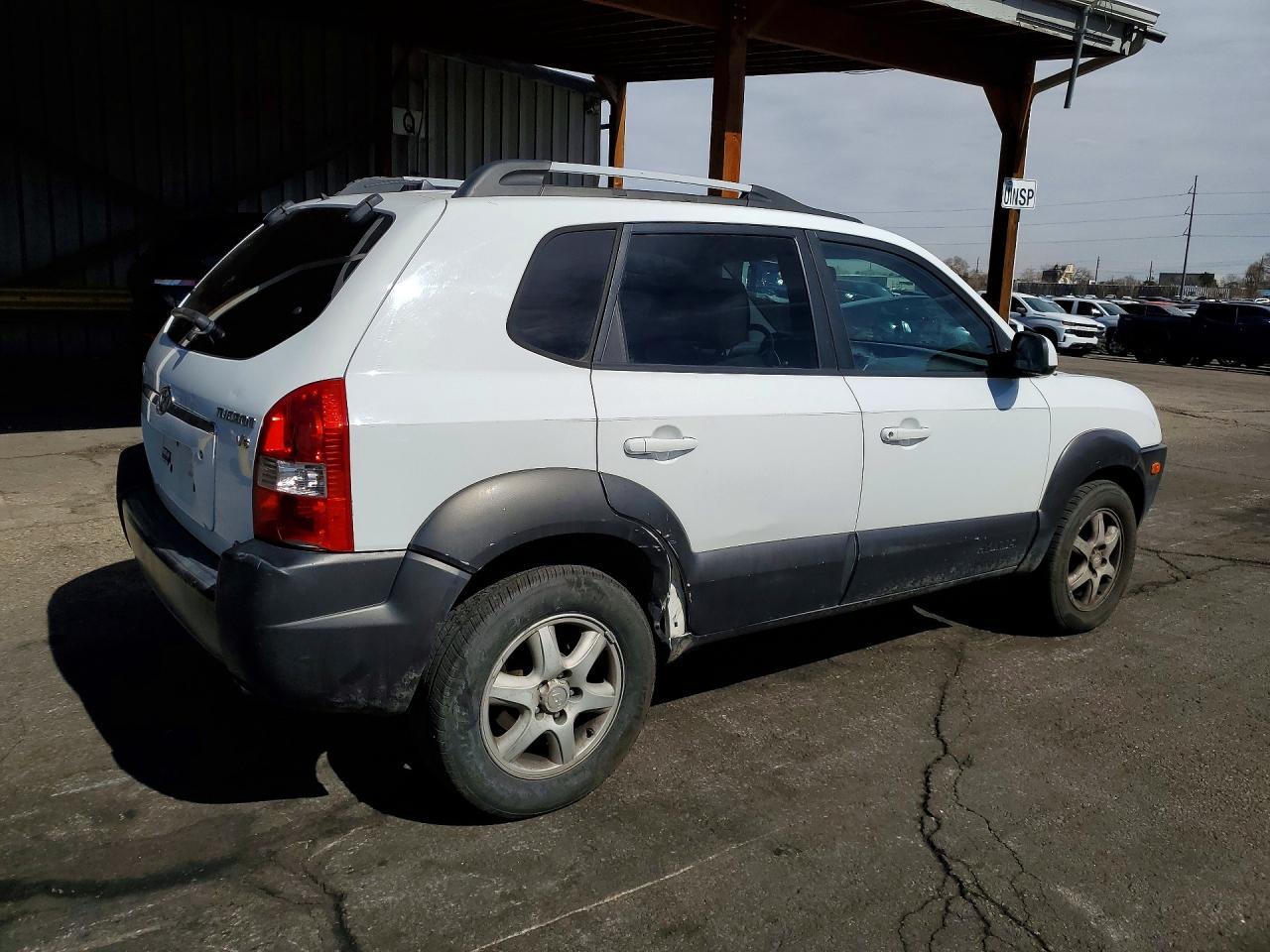 2005 HYUNDAI TUCSON