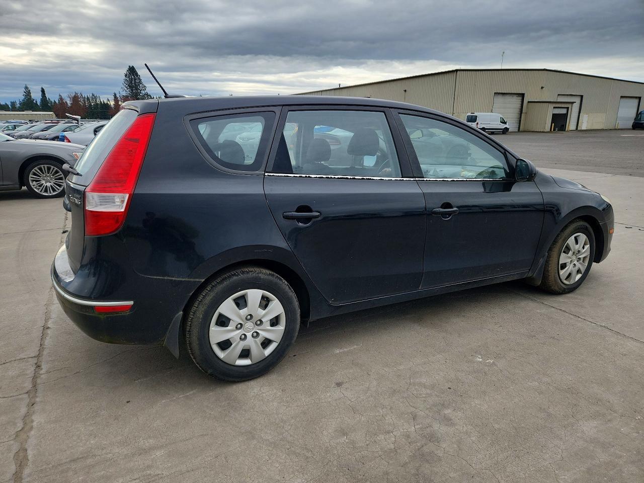 2011 HYUNDAI ELANTRA