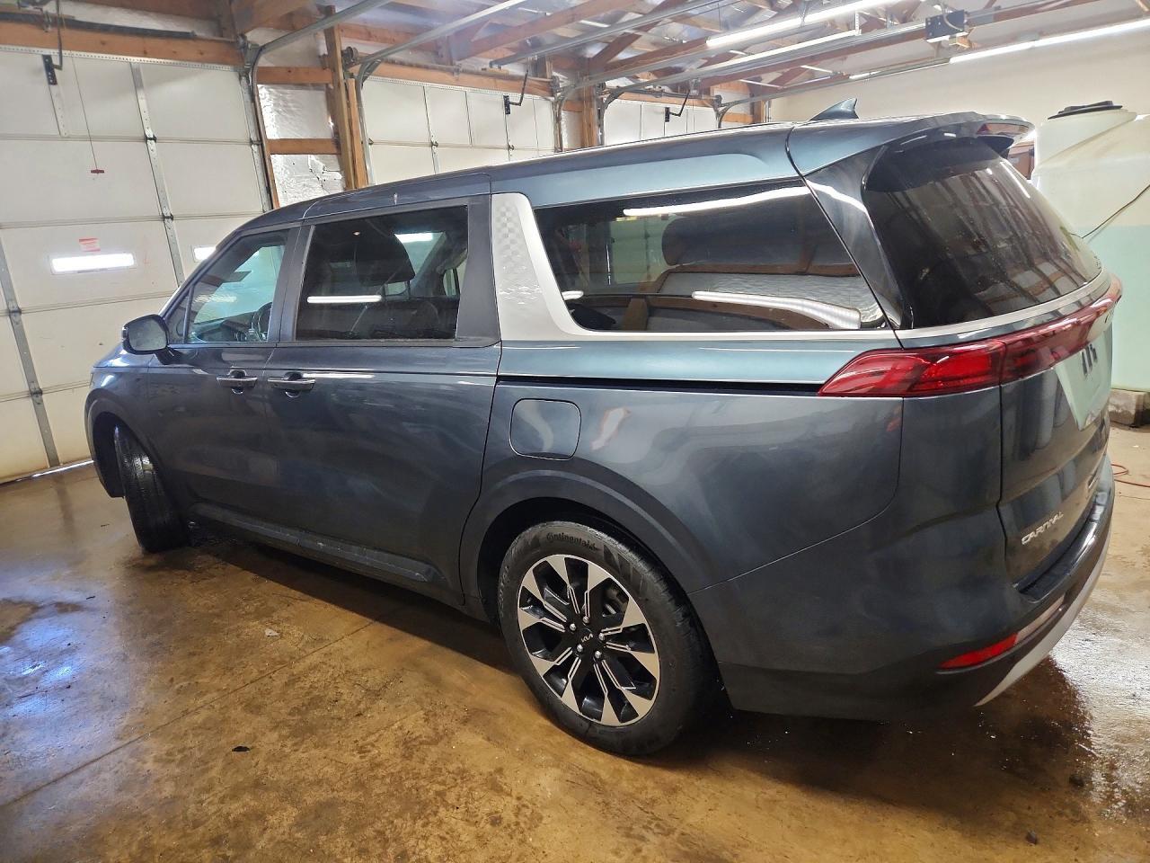 2024 KIA Carnival