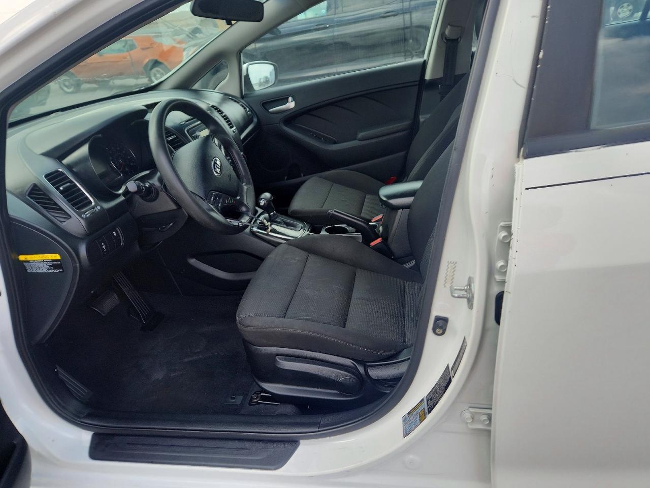 2017 KIA FORTE