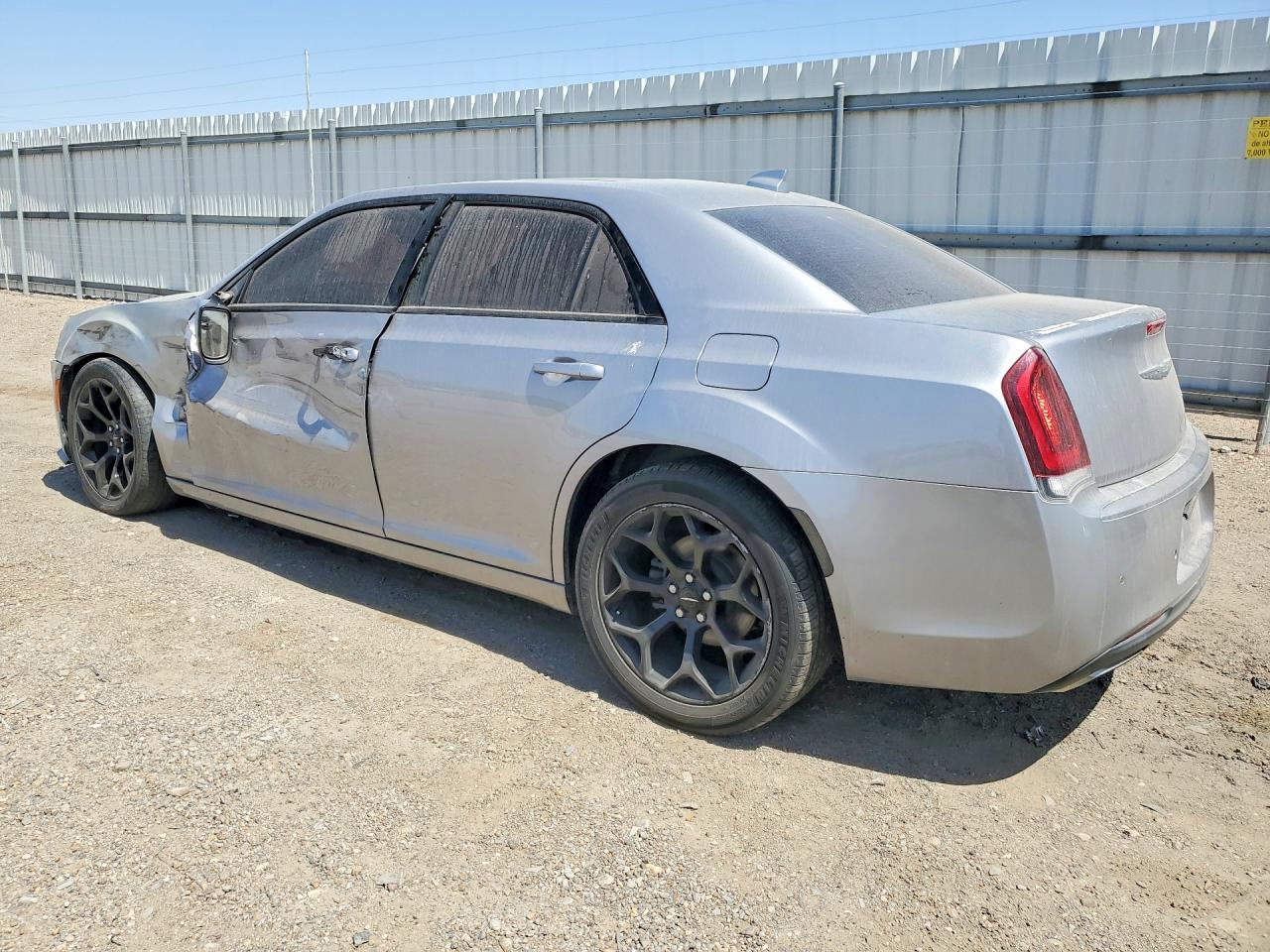 2018 CHRYSLER 300