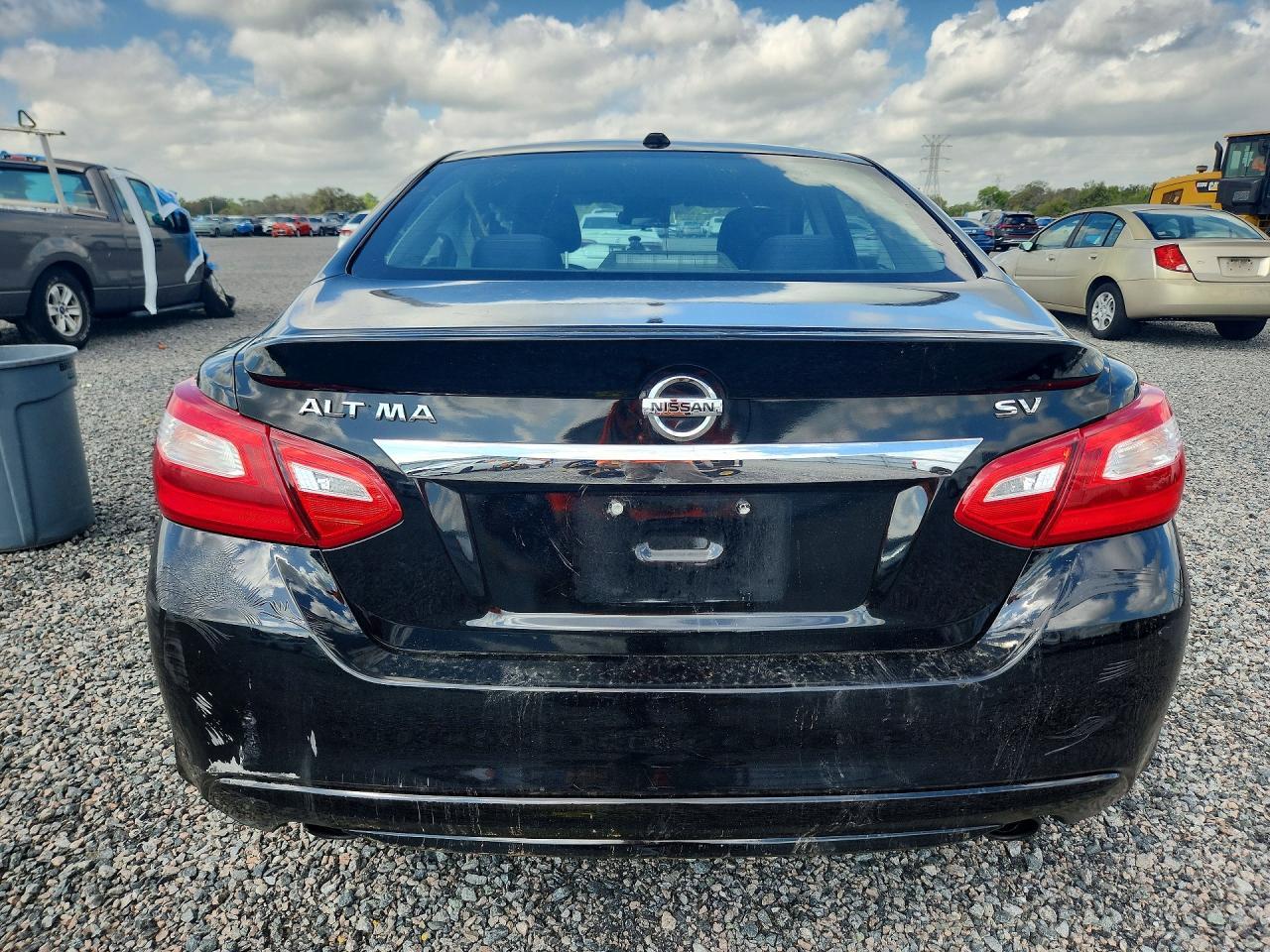 2017 NISSAN ALTIMA