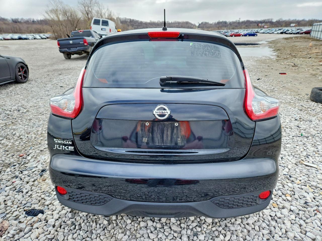 2015 NISSAN Juke